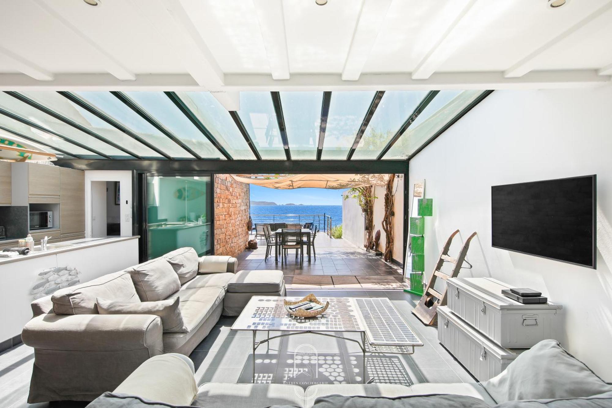 Maison Sur L'Eau-Hyeres-Almanarre-Parkings Clim Wifi By Hc Екстер'єр фото
