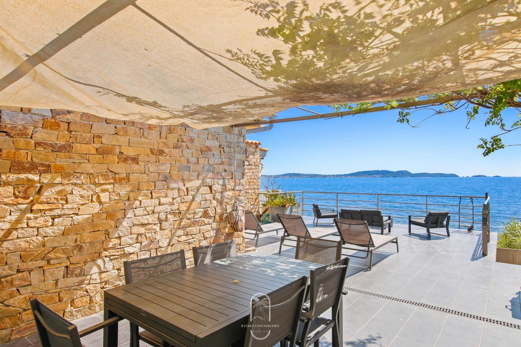 Maison Sur L'Eau-Hyeres-Almanarre-Parkings Clim Wifi By Hc Екстер'єр фото