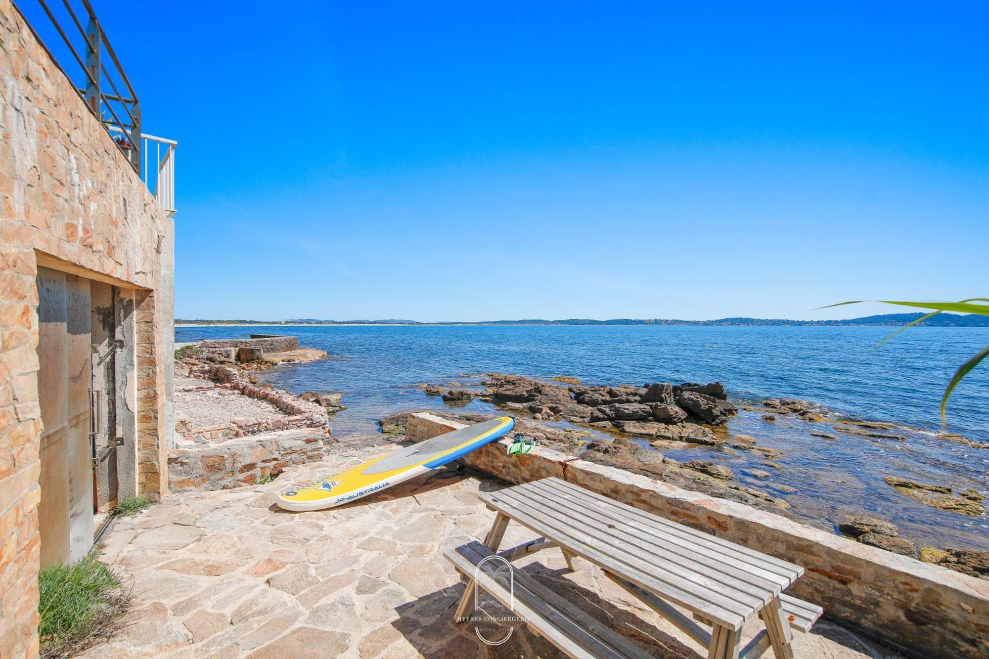 Maison Sur L'Eau-Hyeres-Almanarre-Parkings Clim Wifi By Hc Екстер'єр фото
